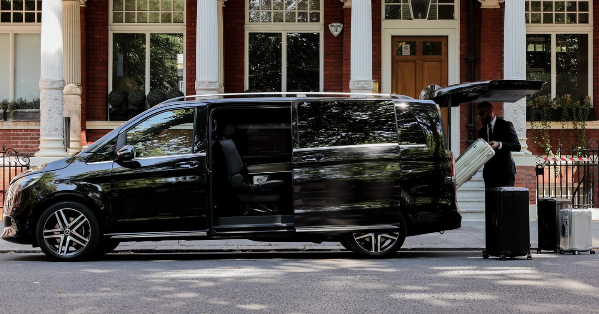 Chauffeur service Hanslope village Milton Keynes Buckinghamshire