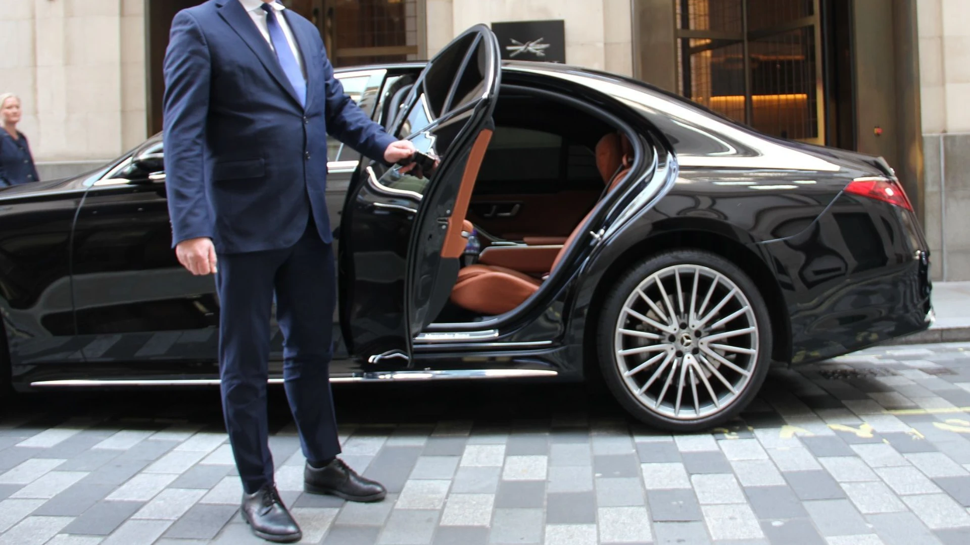 Chauffeur service Newport Pagnell near the M1 motorway Milton Keynes